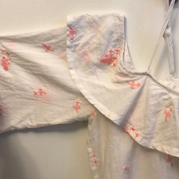 Off-the-shoulder crop top - Picture 2 of 3